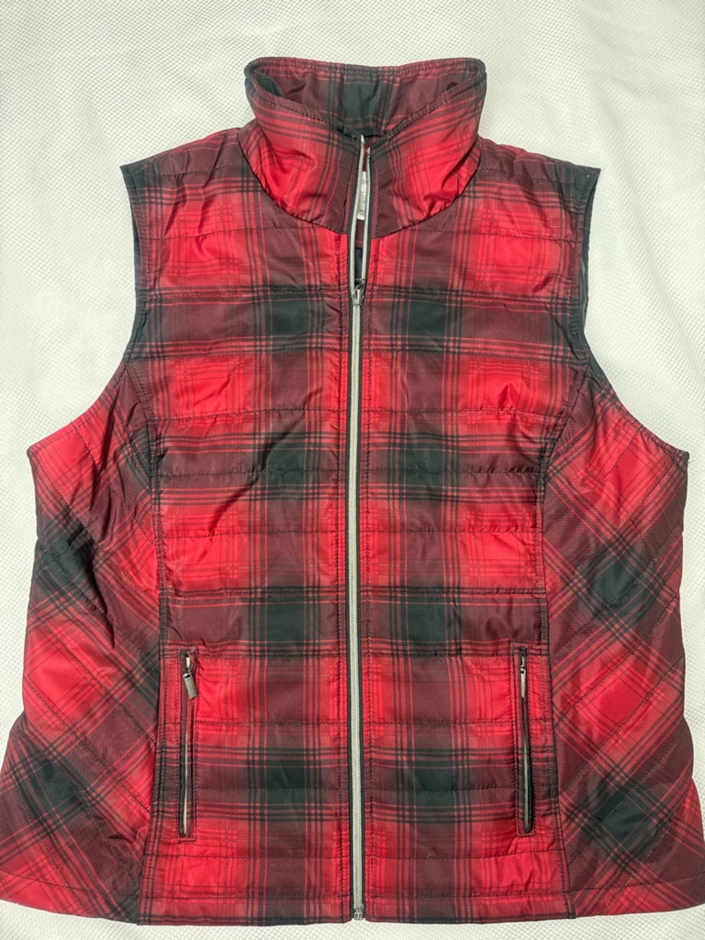 Women’s Red Christopher & Banks Plaid Quilted Vest -Lightweight Zip Front - L